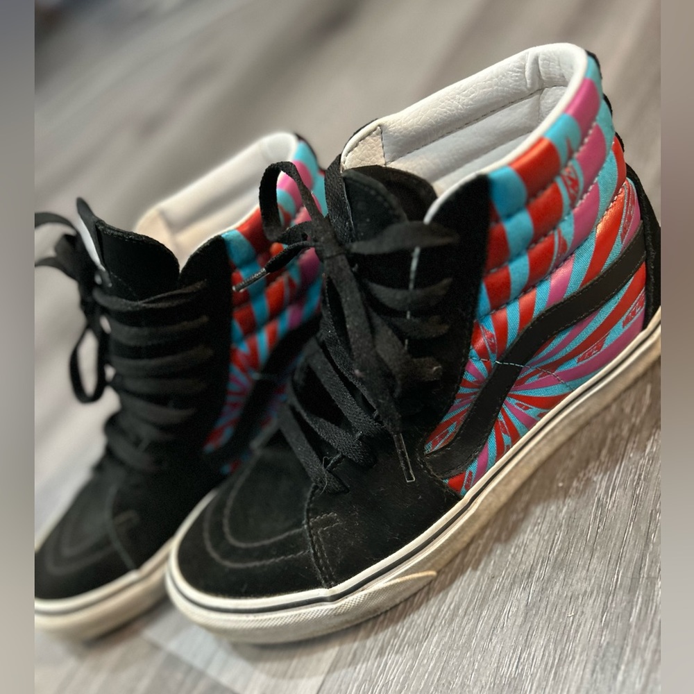 Used Unisex Vans Sneakers
